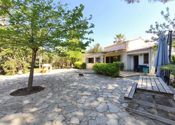 Casa vacanze Ecological House With Solar Electricity