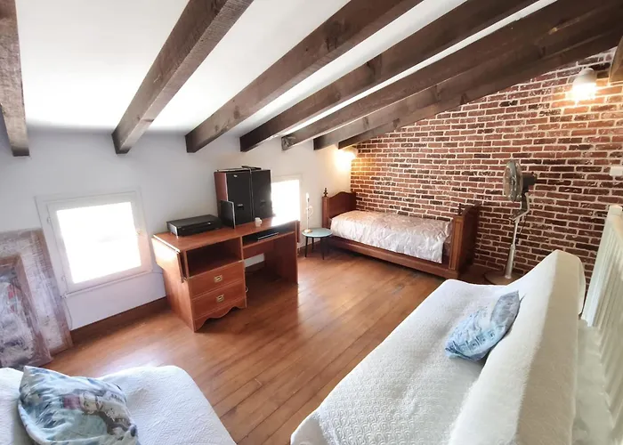 Ecological House With Solar Electricity *